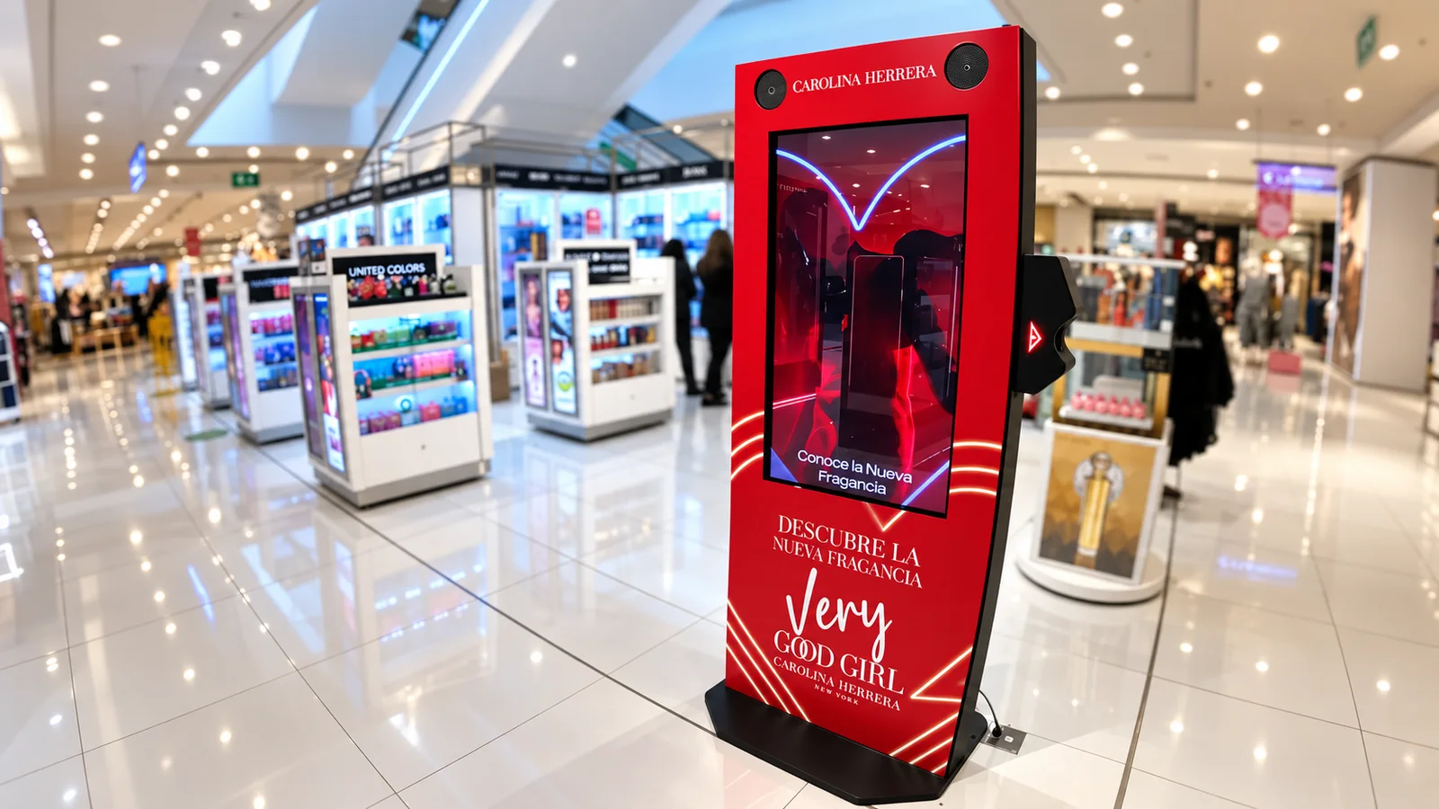 Kiosco de experiencia de fragancias en un espacio comercial